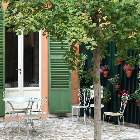 Le Di San Vitale Easy Penzion 3*