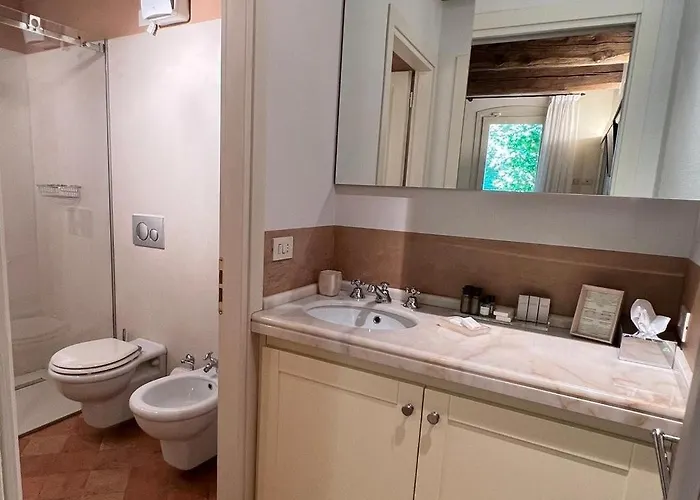 Le Di San Vitale Easy Penzion